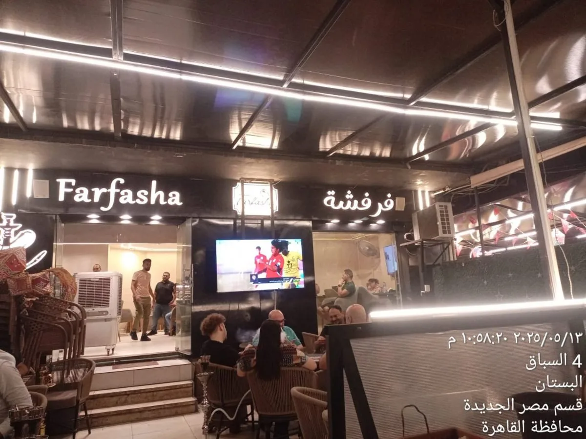 من بينها قاعة القرش للسيارات ومطعم فرفشة وكافيه الخديوي.. إغلاق وتشميع محلات مخالفة في مصر الجديدة | صور