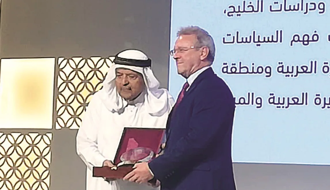 أستاذ في جامعة جورجتاون يحصل على جائزة الفيصل للأبحاث والدراسات