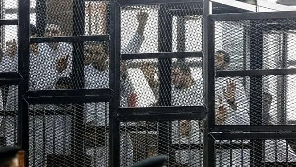 محاكمة 64 متهماً في قضية خلية القاهرة الجديدة اليوم