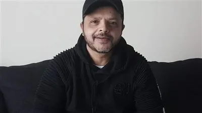 بعد زلزال الفجر.. محمد هنيدي للجمهور: لا تستهينوا أو تسخروا من آيات الله