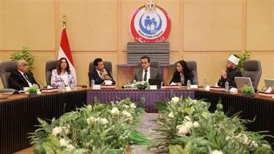 وزير الصحة: الاستثمار في الأفراد هو الركيزة الأساسية للتنمية المستدامة والشاملة