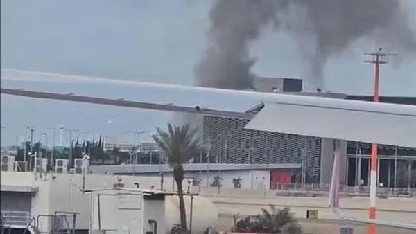 ثلاثة صواريخ من اليمن تعطل حركة الطيران في إسرائيل وتغلق مطار بن غوريون ثلاثة صواريخ من اليمن تعطل حركة الطيران في إسرائيل وتغلق مطار بن غوريون