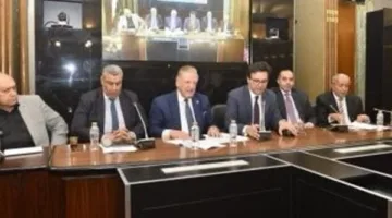 وزير الثقافة يقدم ميزانية الوزارة أمام لجنة التخطيط والموازنة في البرلمان