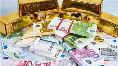 تتسم العملات الرقمية بالحذر عقب الاتفاق بين أمريكا والصين.. وانخفاض طفيف في سعر البيتكوين تتسم العملات الرقمية بالحذر عقب الاتفاق بين أمريكا والصين.. وانخفاض طفيف في سعر البيتكوين