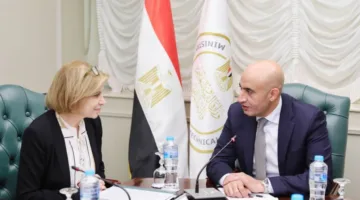 عبد اللطيف: استراتيجيته لدمج مبادئ البرمجة في المناهج التعليمية