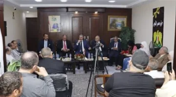الحزب القومي المصري ينظم حلقة نقاش حول قانون الإيجار القديم ويعبر عن معارضته للمشروع المقترح.
