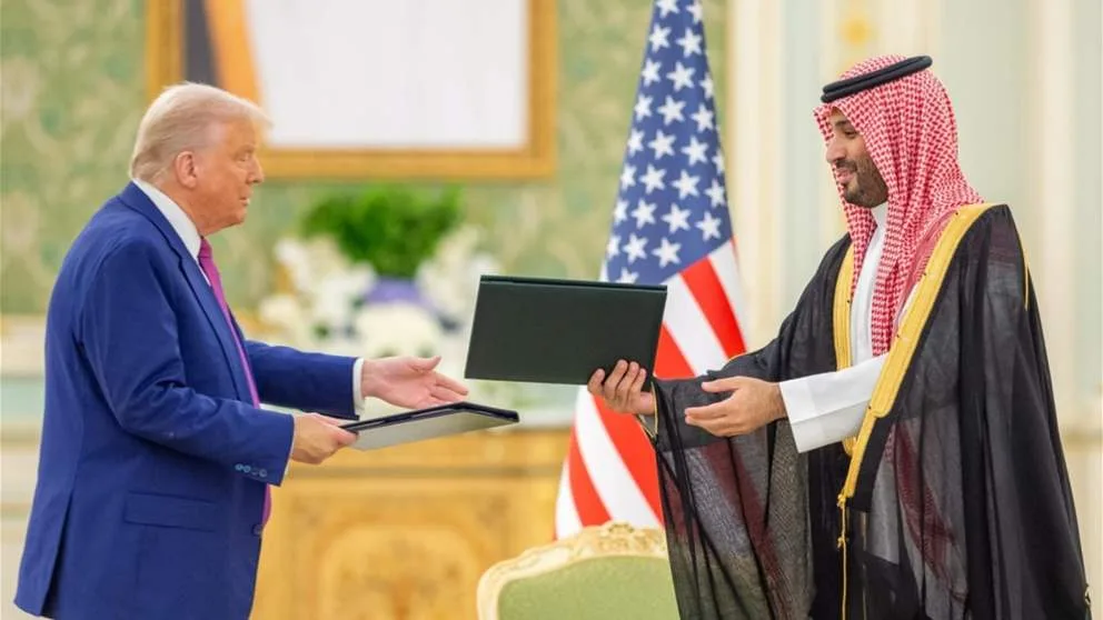 القمة الخليجية الأمريكية: لبنان يتصدر كلمتي بن سلمان وترامب القمة الخليجية الأمريكية: لبنان يتصدر كلمتي بن سلمان وترامب