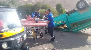 خمسة مصابين في حاث انقلاب شاحنة صغيرة بالمنيا