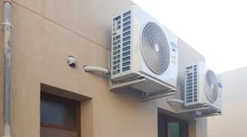 حكم بالسجن لمدة عام على شخص لسرقته 21 جهاز تكييف من شركة باستخدام أمر توريد مزور