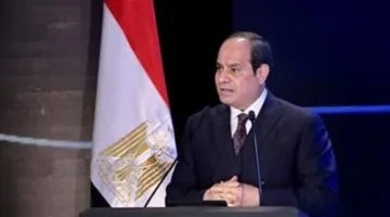 الرئيس السيسي يسلط الضوء على دعم وتطوير قدرات ومهارات المعلمين.