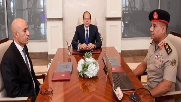 الرئيس السيسي يأمر بتحسين طرق اختيار المعلمين بالتعاون مع وزير التربية والتعليم