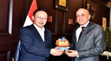 محافظ الأقصر يستقبل وفدًا صينيًا رفيعًا لمناقشة فرص الاستثمار في السياحة والزراعة والطاقة