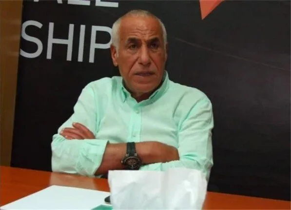 حسين لبيب يسافر إلى فرنسا لإجراء فحوصات طبية معينة.