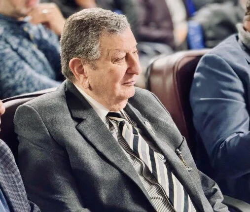 صميدة: تقليص رسوم عبور السفن يقوي موقع قناة السويس كممر بحري دولي.