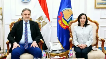 محافظ البحيرة والقنصل اليوناني يناقشان آفاق التعاون المشترك وتعزيز الروابط الاقتصادية والسياحية