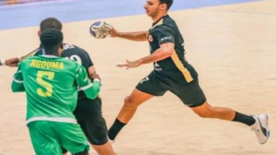 انسحاب إيتوال الكونغولي: لاعبو الأهلي يحصلون على استراحة في بداية كأس الكؤوس لكرة اليد انسحاب إيتوال الكونغولي: لاعبو الأهلي يحصلون على استراحة في بداية كأس الكؤوس لكرة اليد