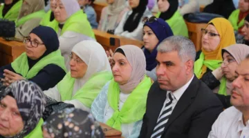 بمشاركة الأزهر والأوقاف والكنيسة.. محافظ دمياط يوزع تأشيرات الحج