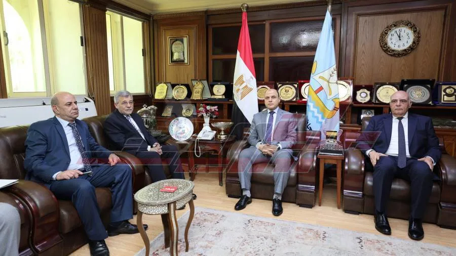 محافظ كفر الشيخ يلتقي برئيس هيئة الأوقاف المصرية لمناقشة سبل التعاون المشترك محافظ كفر الشيخ يلتقي برئيس هيئة الأوقاف المصرية لمناقشة سبل التعاون المشترك