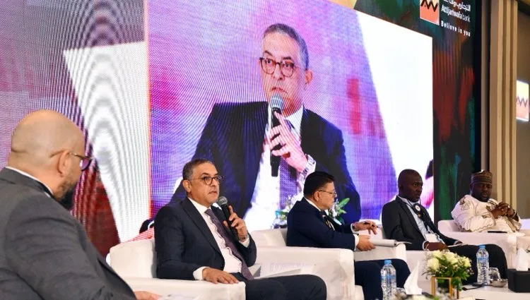 حسام هيبة: الحكومة تعمل على تطوير استراتيجيات دائمة لتعزيز التكامل الاستثماري والتجاري مع الدول الأفريقية.