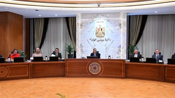 رئيس الوزراء يوضح دوافع اهتمام الحكومة بالمنطقة الاقتصادية لقناة السويس