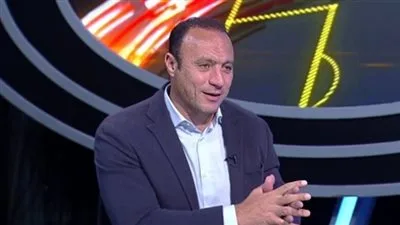 نادر السيد، النجم السابق لنادي الزمالك: تصريحات مسؤولي بيراميدز الإعلامية أدت إلى تراجع الفريق في صدارة الدوري.
