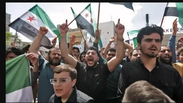الهجرة الدولية: التحديات الاقتصادية والبطالة تعيق عودة السوريين إلى وطنهم