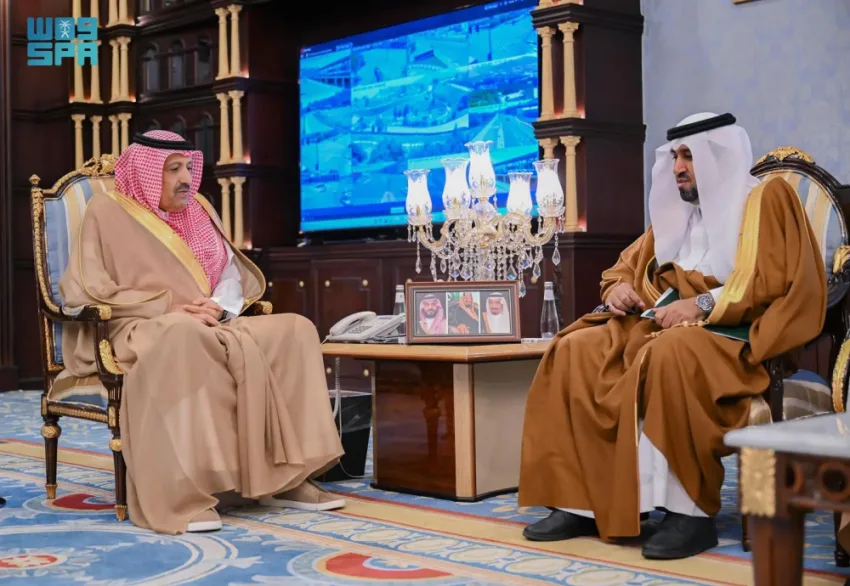الأمير حسام بن سعود يرحب برئيس وأعضاء مجلس إدارة غرفة الباحة