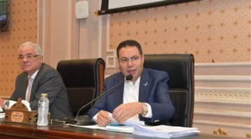لجنة الزراعة تشيد بوزير قطاع الأعمال لتعاونه في معالجة قضايا مستحقات مزارعي القطن.