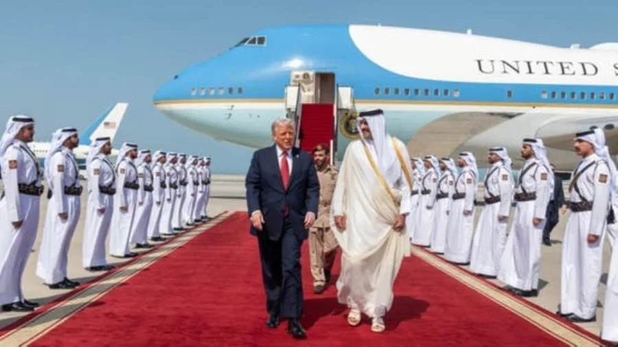 أمير قطر والرئيس الأمريكي يشاركان في توقيع اتفاقيات تعاون بين الدولتين