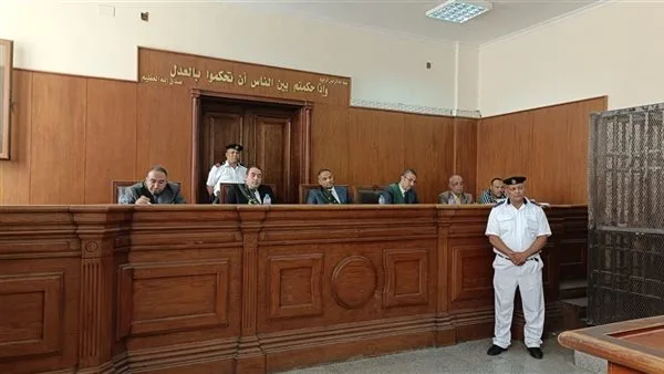 17 يونيو: قرار المحكمة بشأن 8 متهمين بقتل فتاة وإخفاء جثتها في سفاجا 17 يونيو: قرار المحكمة بشأن 8 متهمين بقتل فتاة وإخفاء جثتها في سفاجا