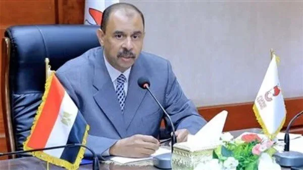 محافظ سوهاج يحيل حادثة المخالفات المتعلقة ببيع أراضٍ مملوكة للدولة إلى النيابة العامة.