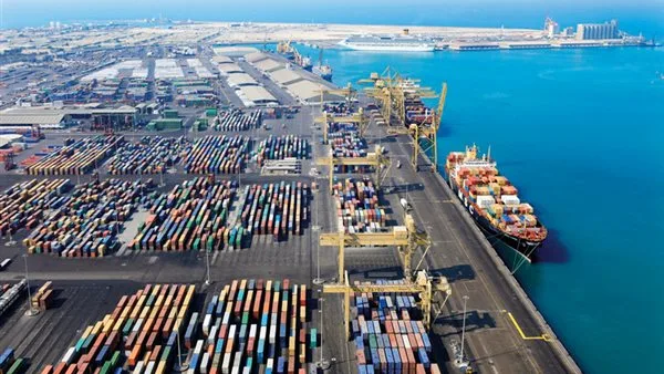 الإمارات تهدف إلى بلوغ 4 تريليونات درهم في حجم التجارة الخارجية غير النفطية في غضون سنتين