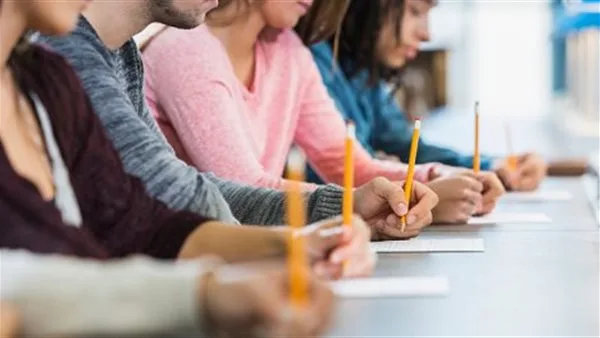 صحتك خلال فترة الامتحانات: نصائح طبية لحماية الطلاب من الأمراض