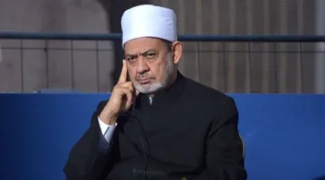 شيخ الأزهر يجري مكالمة هاتفية مع البابا الجديد ليو الرابع عشر في الفاتيكان