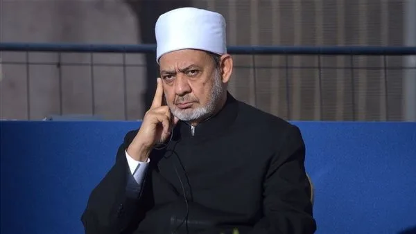 شيخ الأزهر يجري مكالمة هاتفية مع البابا الجديد ليو الرابع عشر في الفاتيكان