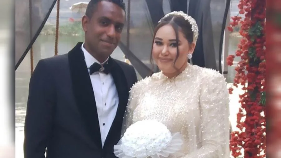 تهنئة بمناسبة ارتباط أحمد ورحمة