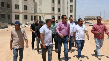 رئيس جهاز مدينة العاشر من رمضان يتابع تقدم مشروع “الإسكان المستدام”