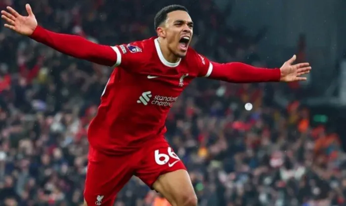 قبل انطلاق مونديال الأندية.. ريال مدريد يرسل طلباً رسمياً للحصول على أرنولد من ليفربول قبل انطلاق مونديال الأندية.. ريال مدريد يرسل طلباً رسمياً للحصول على أرنولد من ليفربول