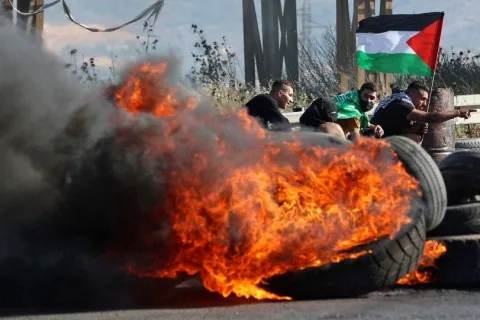 فلسطين: إنهاء الهجوم الإسرائيلي على غزة والضفة ضرورة لتحقيق نجاح جهود السلام