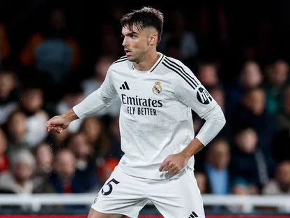 فتح تحقيق مع أسينسيو لاعب ريال مدريد بسبب مقطع فيديو غير لائق مع قاصر