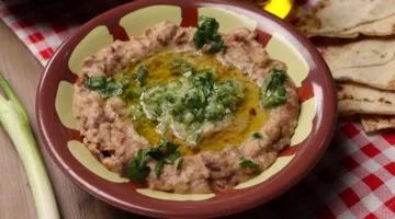 وصفة مذهلة للجميع: كيفية تحضير الفول المدمس على طريقة الشيف الشربيني وسر إضافة الأرز