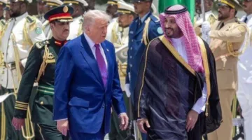 محمد بن سلمان وترامب يوقعان اتفاقيات ضخمة: استثمارات بمليارات الدولارات ومصالح إقليمية