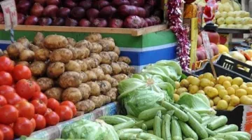 أسعار الفواكه والخضروات في سوق العبور بتاريخ الخميس 15 مايو 2025