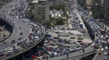 تعرف على الطرق: حركة كثيفة على معظم شوارع ومحاور القاهرة والجيزة