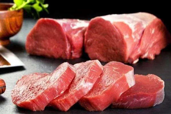 أسعار اللحوم اليوم الخميس 15 مايو 2025: الكندوز بسعر 430 جنيهًا