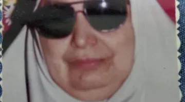 أهالي أبوقرقاص في المنيا يودعون جثمان الشيخة “محاسن” أقدم معلمة للقرآن الكريم