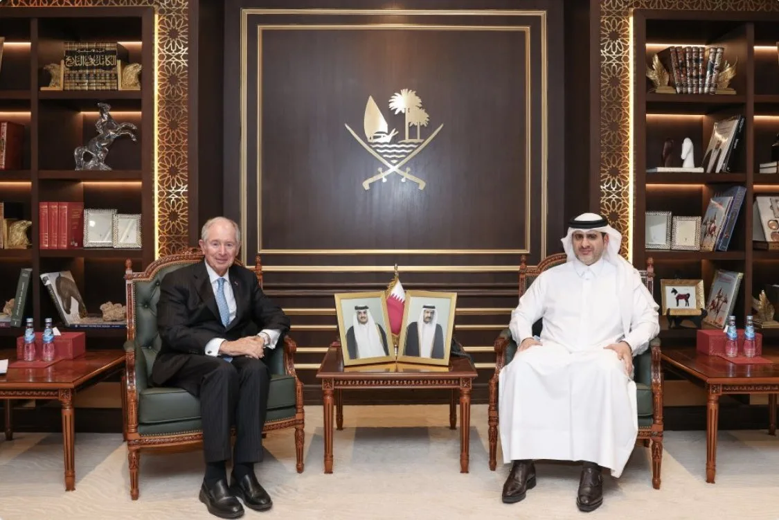 محافظ البنك المركزي القطري يلتقي برئيس مجلس إدارة شركة بلاكستون محافظ البنك المركزي القطري يلتقي برئيس مجلس إدارة شركة بلاكستون