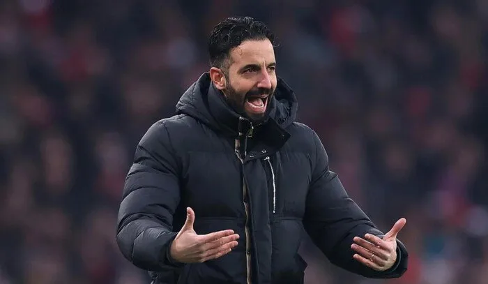 أموريم يتحمل نفقات حضور أسر الجهاز الفني لمباراة نهائي الدوري الأوروبي أموريم يتحمل نفقات حضور أسر الجهاز الفني لمباراة نهائي الدوري الأوروبي