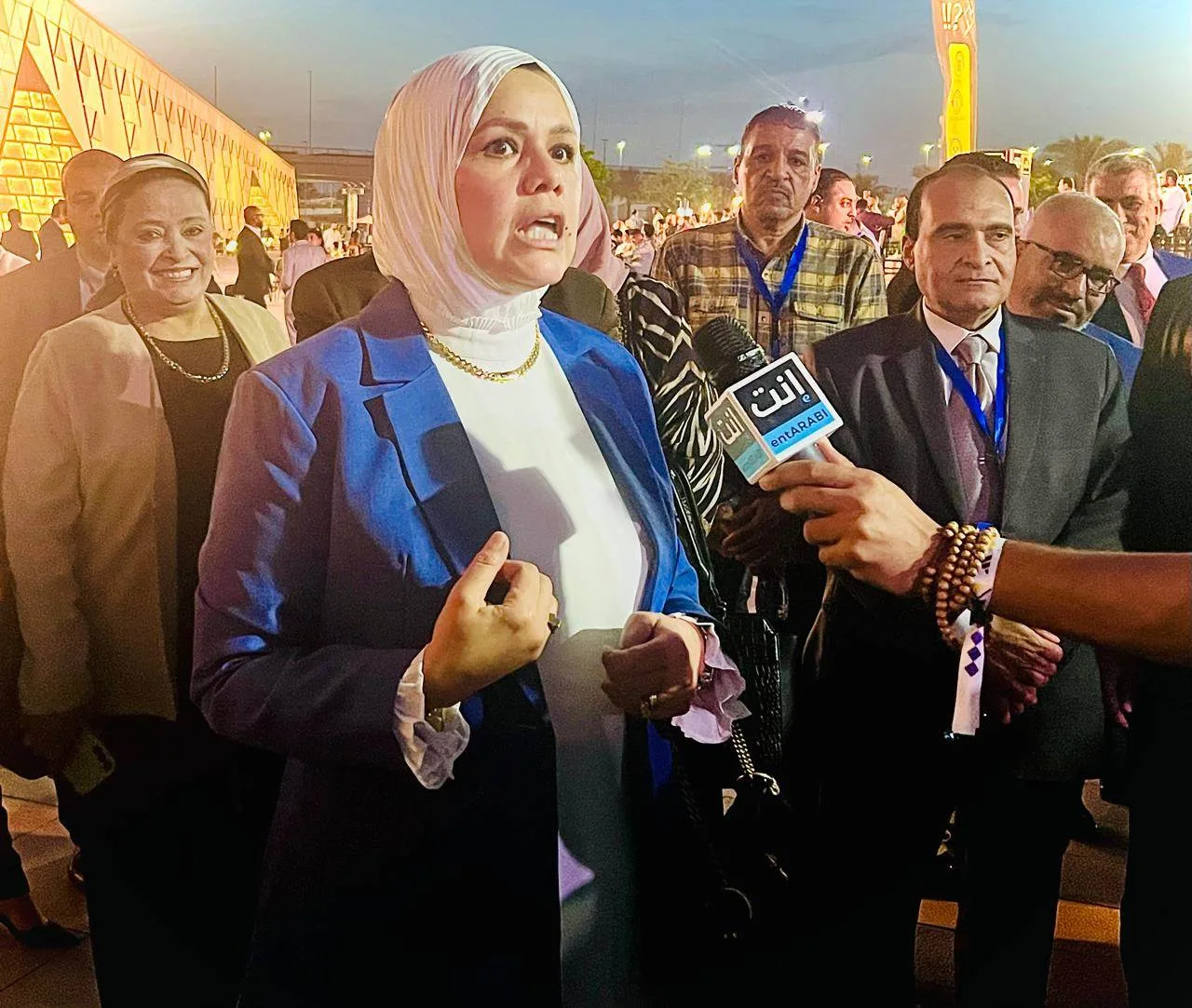 مدير مصلحة الضرائب: تقييم الاقتراحات المهمة قبل بدء تنفيذ المرحلة الأولى من التسهيلات الضريبية لتلبية تطلعات واحتياجات شركائنا. مدير مصلحة الضرائب: تقييم الاقتراحات المهمة قبل بدء تنفيذ المرحلة الأولى من التسهيلات الضريبية لتلبية تطلعات واحتياجات شركائنا.