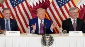ترامب: أطمح لرؤية إيران دولة قوية، لكن دون أسلحة نووية، ونحن قريبون من التوصل لاتفاق معها ونسعى لتجنب التهديد.